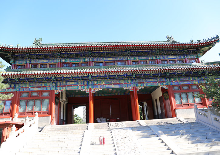 万佛华侨陵园